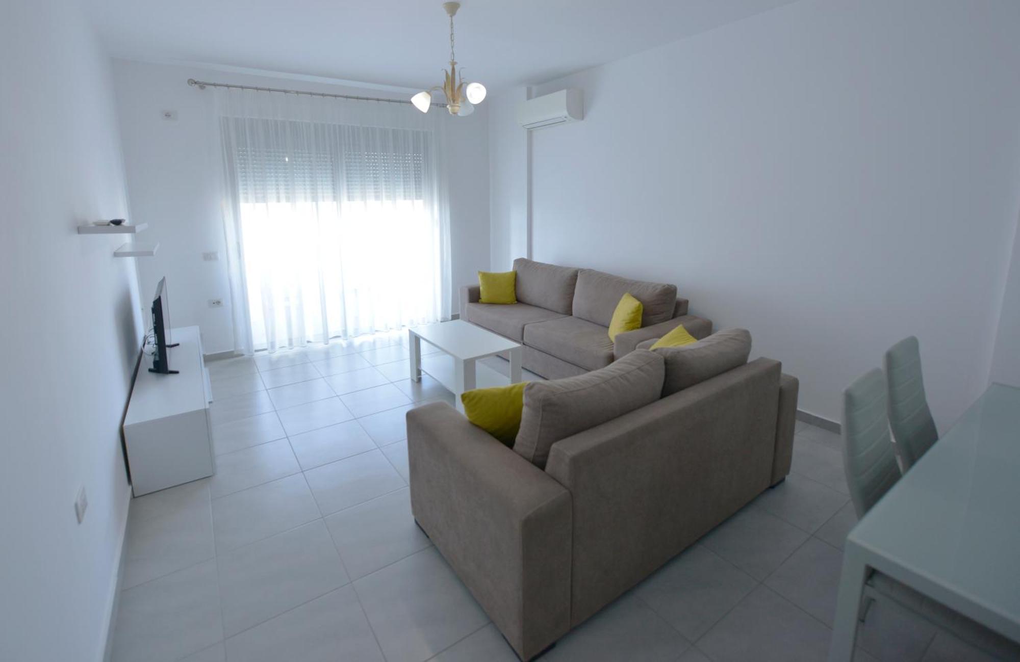 Apt Sarande Aparthotel *