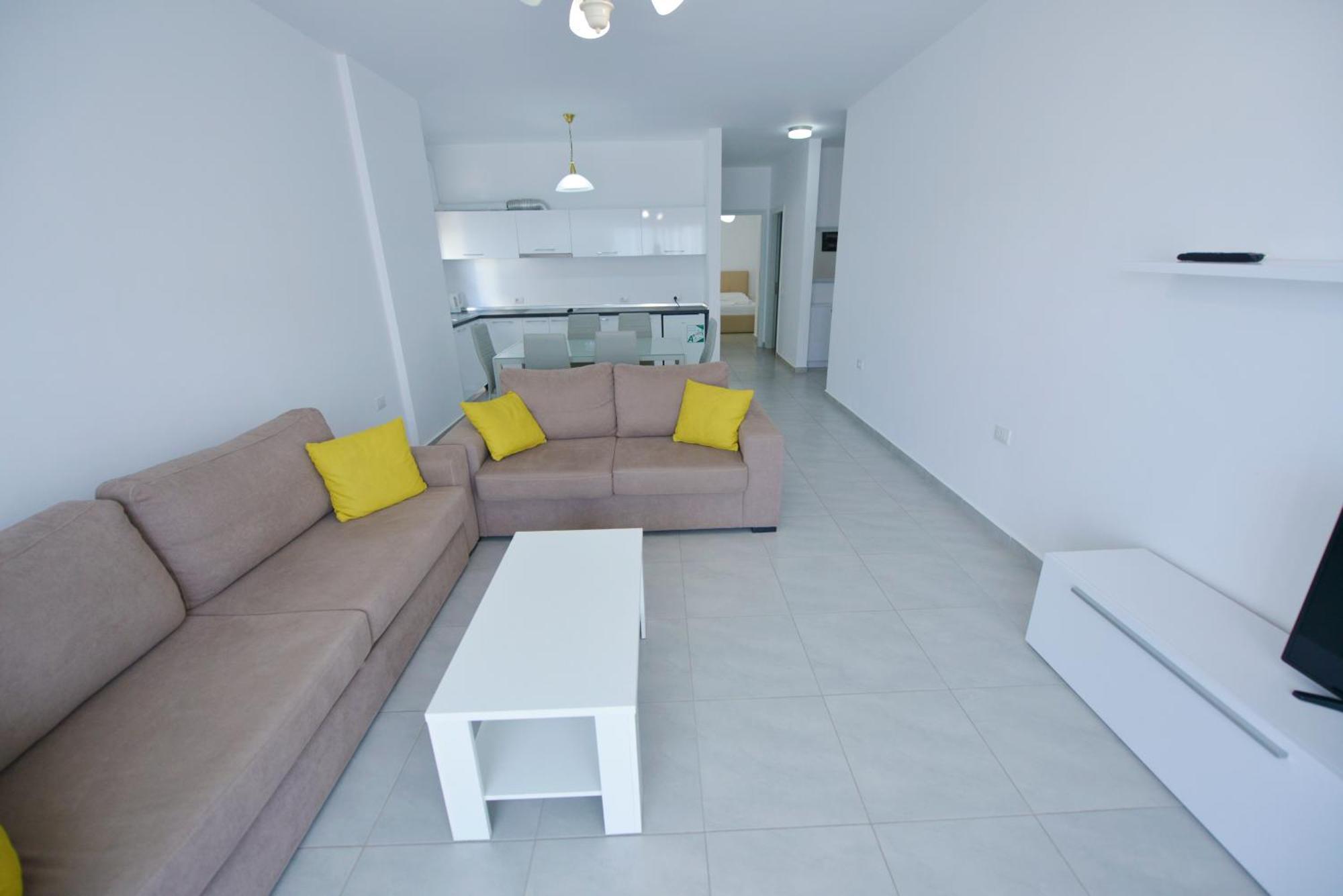 Apt Sarande Aparthotel