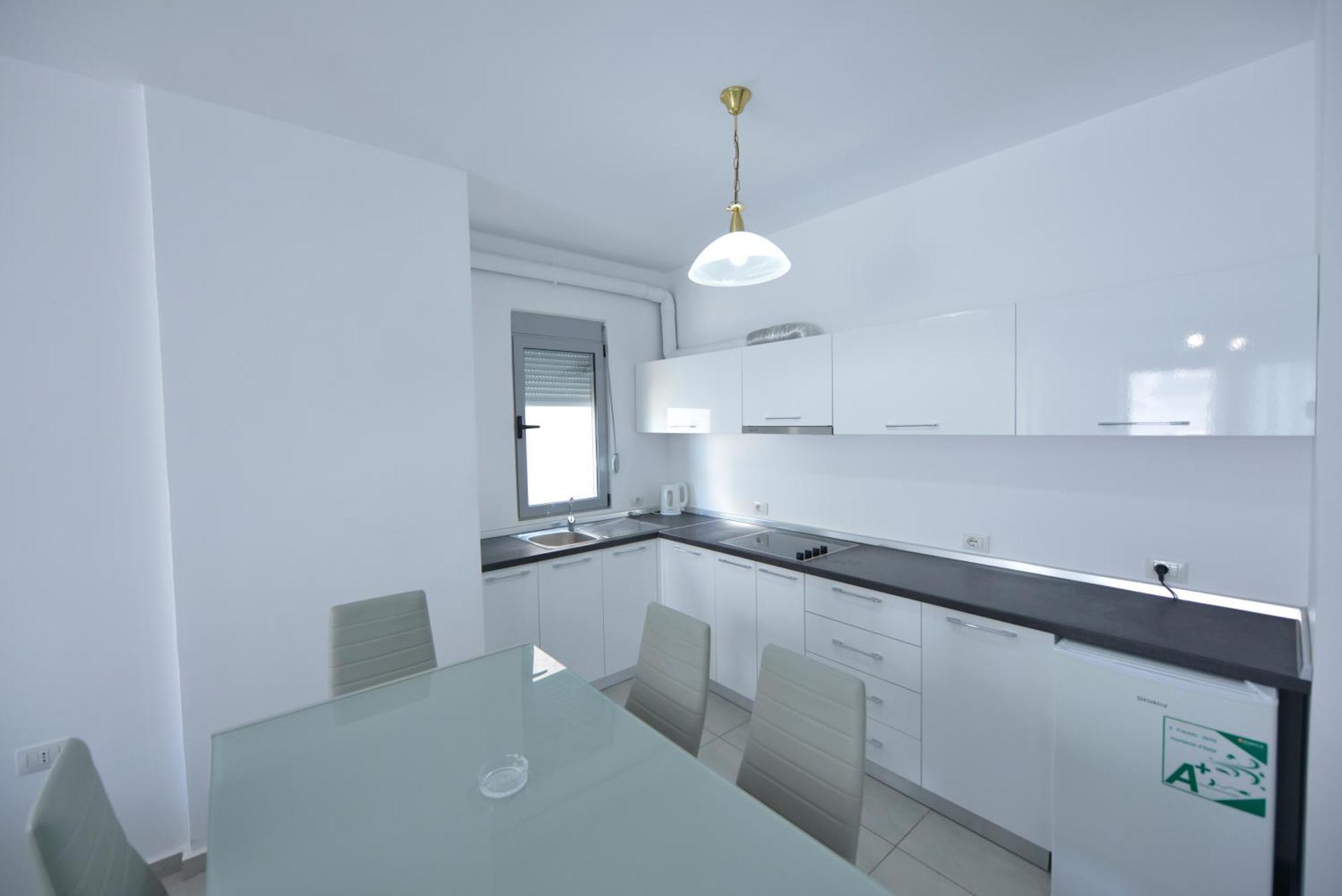 Apt Sarande Aparthotel *