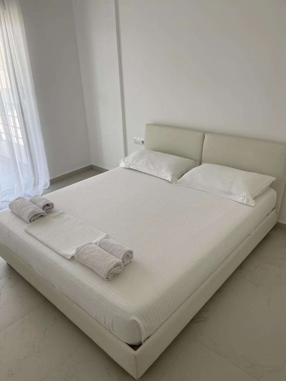 Apt Sarande * Sarande
