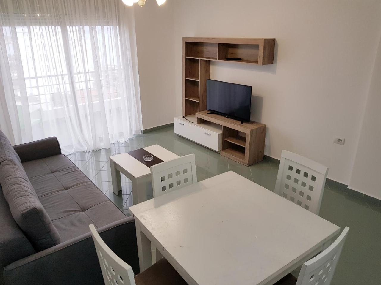 Apt Sarande *
