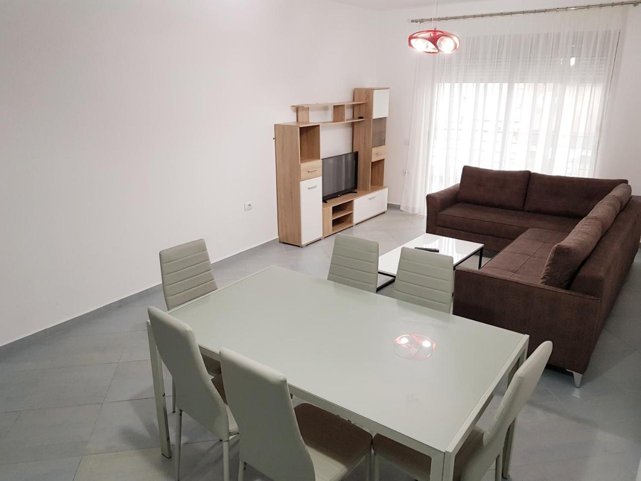 Aparthotel Apt Sarande *